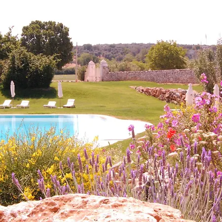 Отель Masseria Cervarolo Остуни