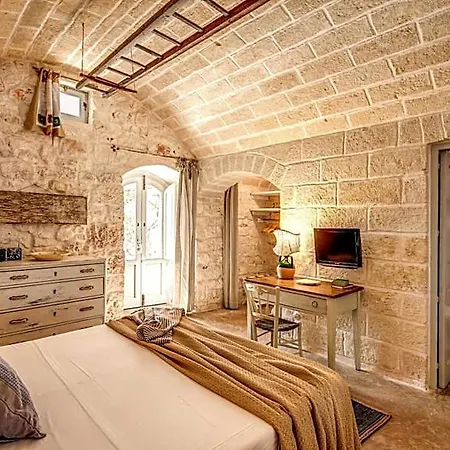 Masseria Cervarolo أوستوني
