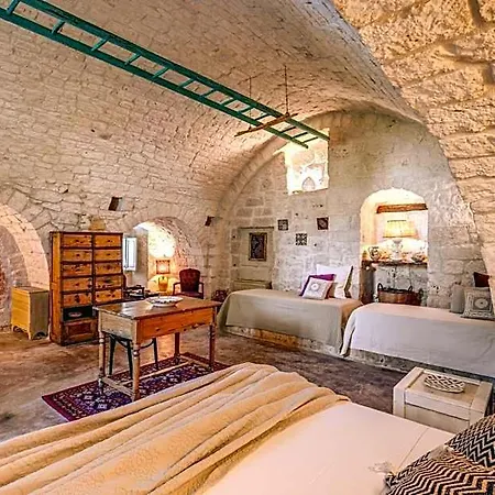 Masseria Cervarolo فندق أوستوني