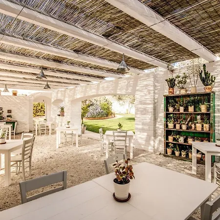 Masseria Cervarolo 4* オストゥーニ