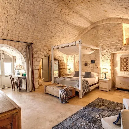 ホテル Masseria Cervarolo オストゥーニ